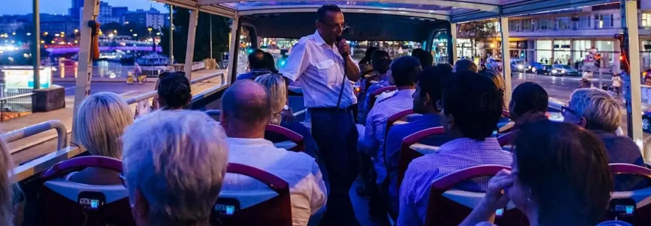 Big Bus City Highlights Night Tour With Live Guide