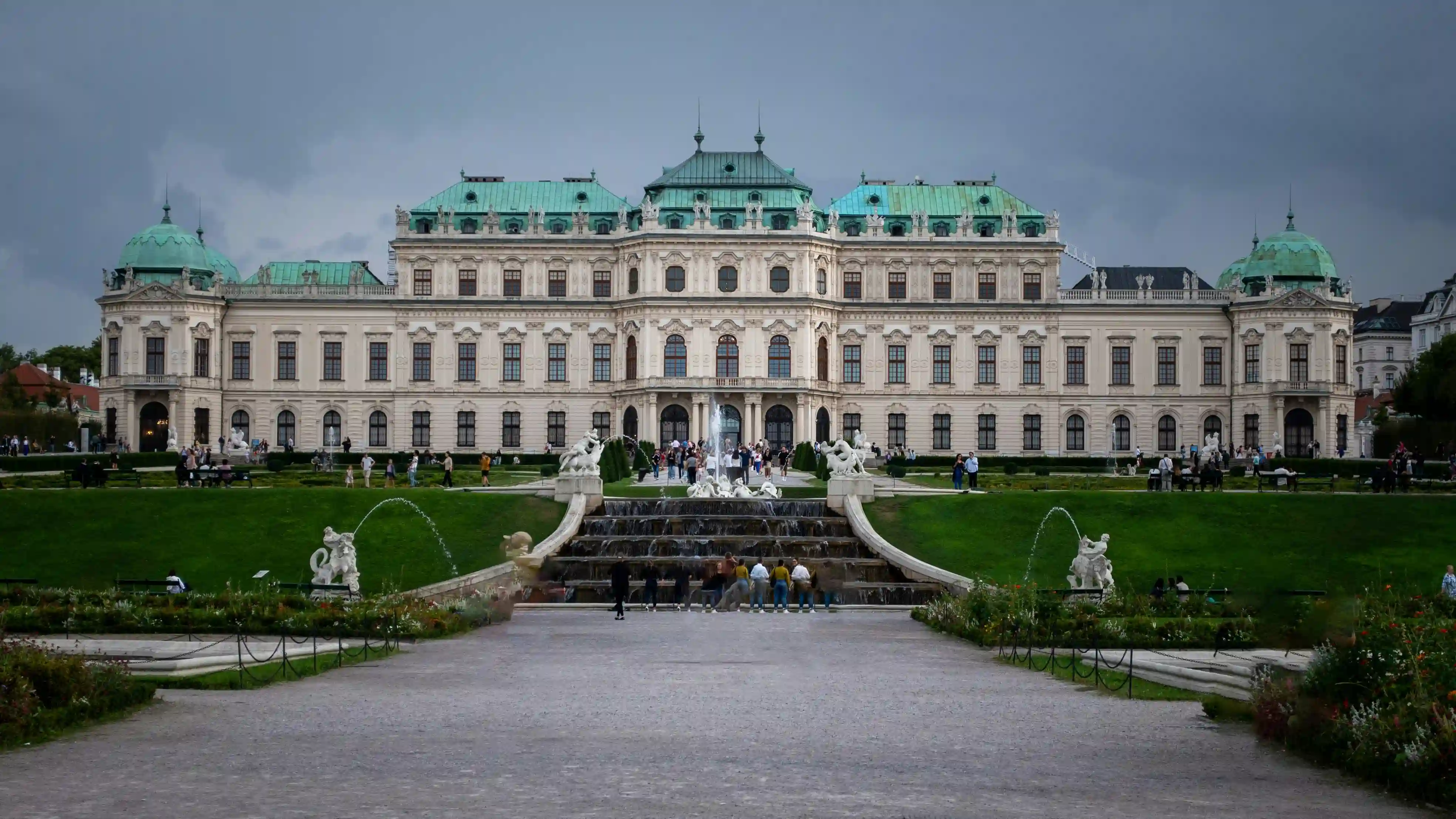 Top Things To Do In Vienna – Iconic Landmarks & Local Experiences