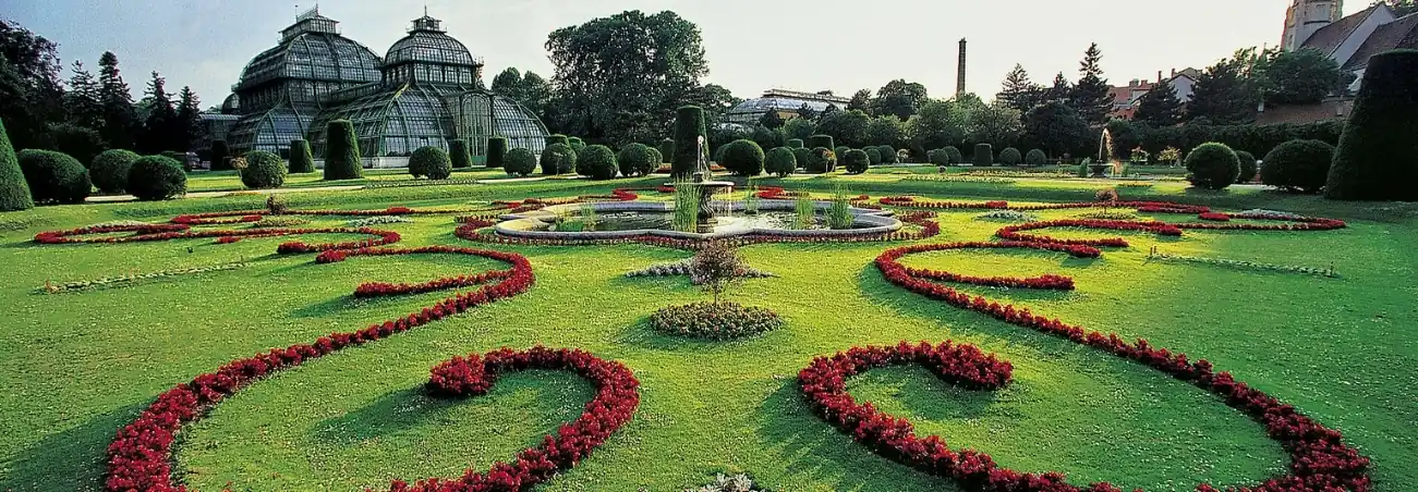 Vienna 3 Attraction Pass Schonbrunn Palace Belvedere Palace 48 Hour Big Bus Tour